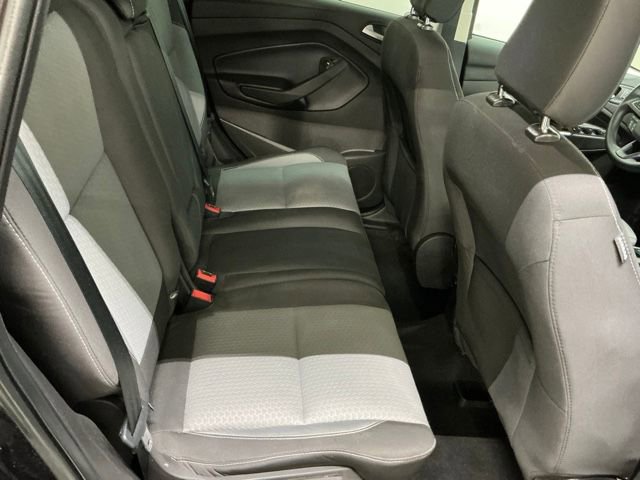 Used 2019 Ford Escape SE FWD image 17