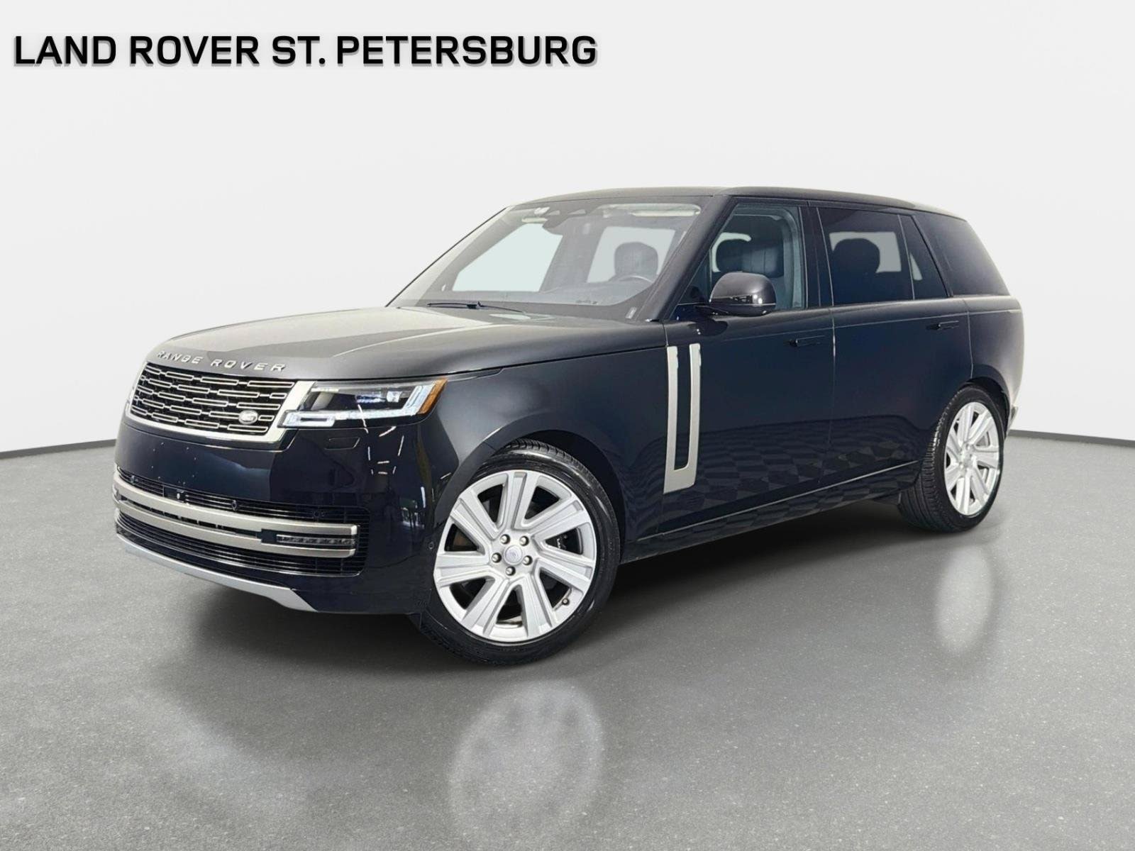 Used 2023 Land Rover Range Rover Long Wheelbase SE