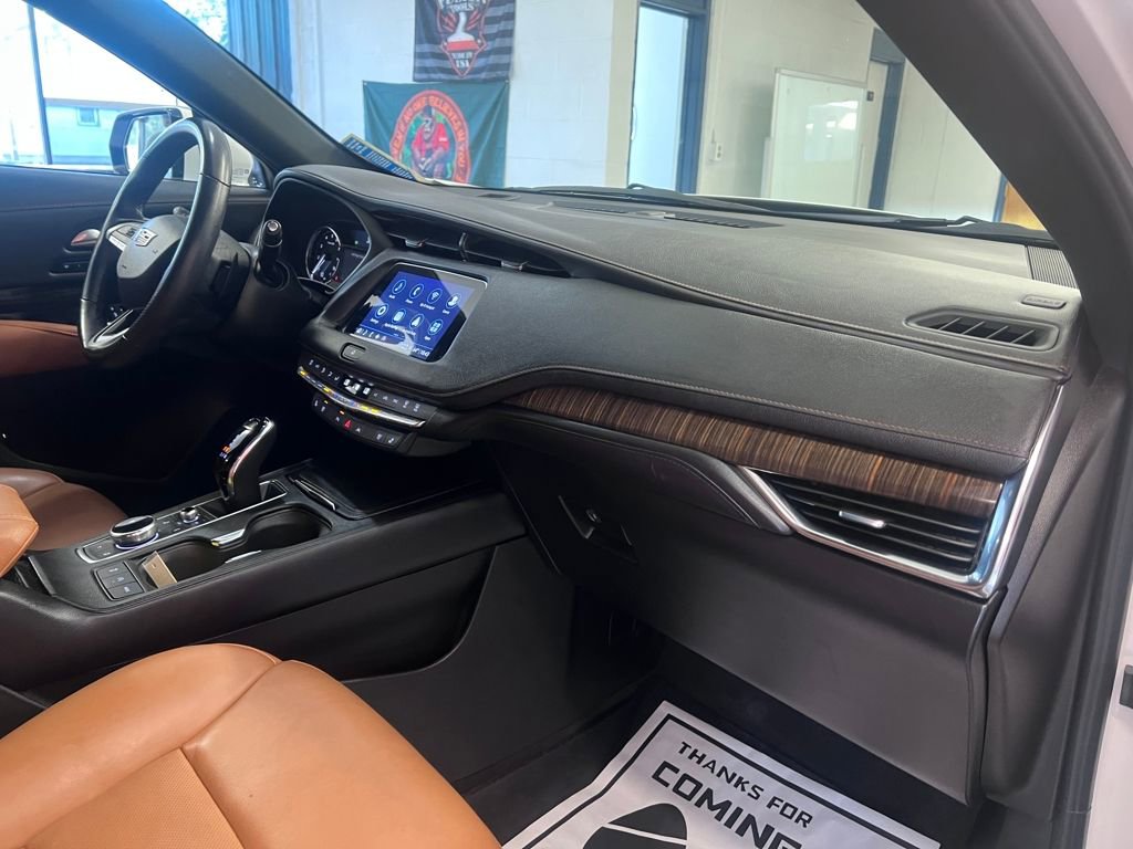 Used 2023 Cadillac XT4 Sport image 37