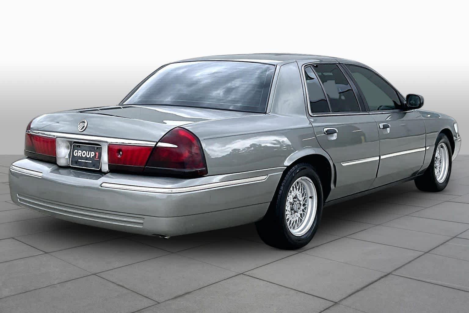 Used 2002 Mercury Grand Marquis LS RWD image 11