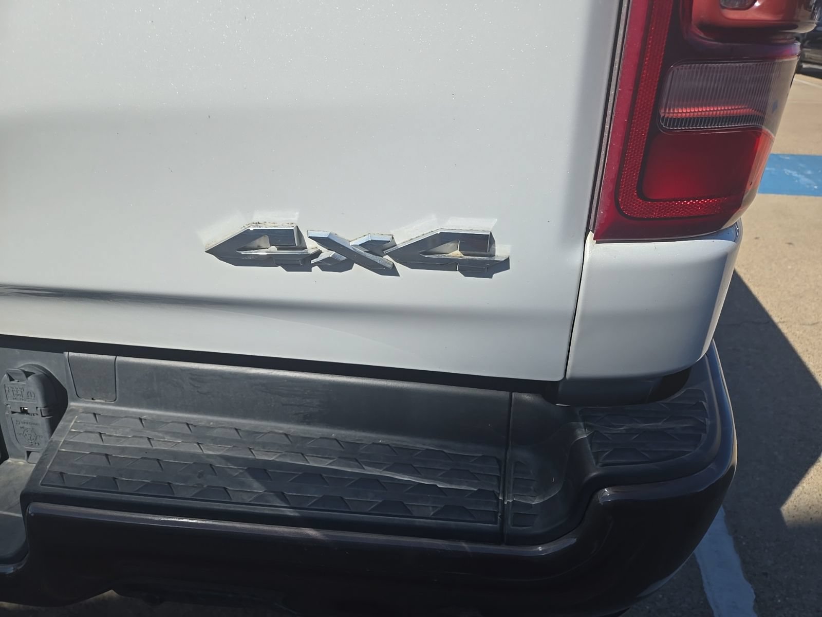 Used 2019 RAM 1500 Limited AWD/4WD image 10