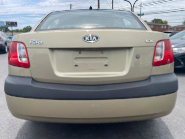 Used 2008 Kia Rio LX w/ PWR Pkg FWD image 4