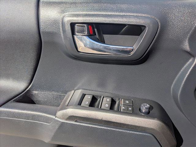 Used 2019 Toyota Tacoma TRD Off-Road image 16