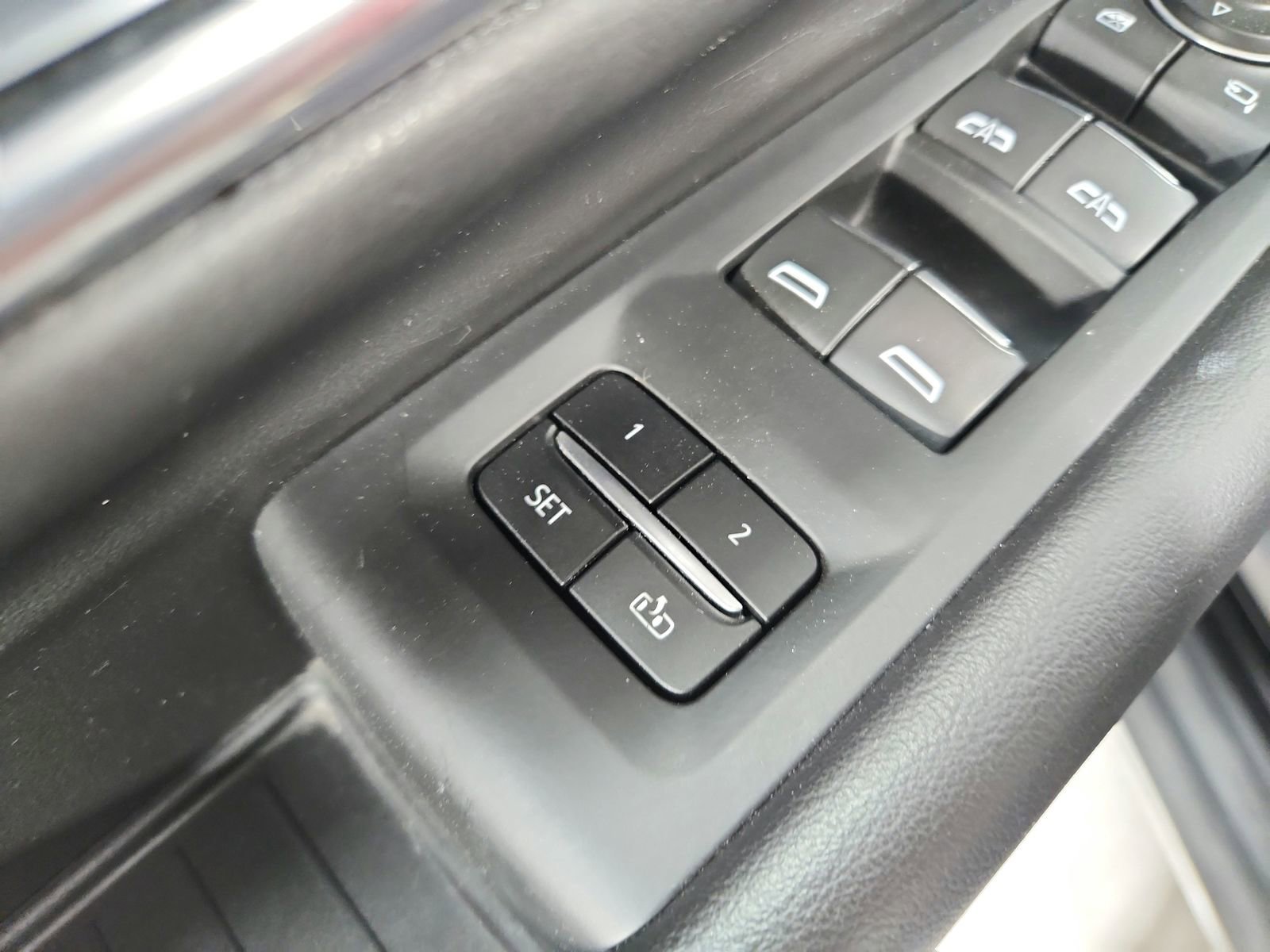 Used 2024 Chevrolet Tahoe Premier image 21