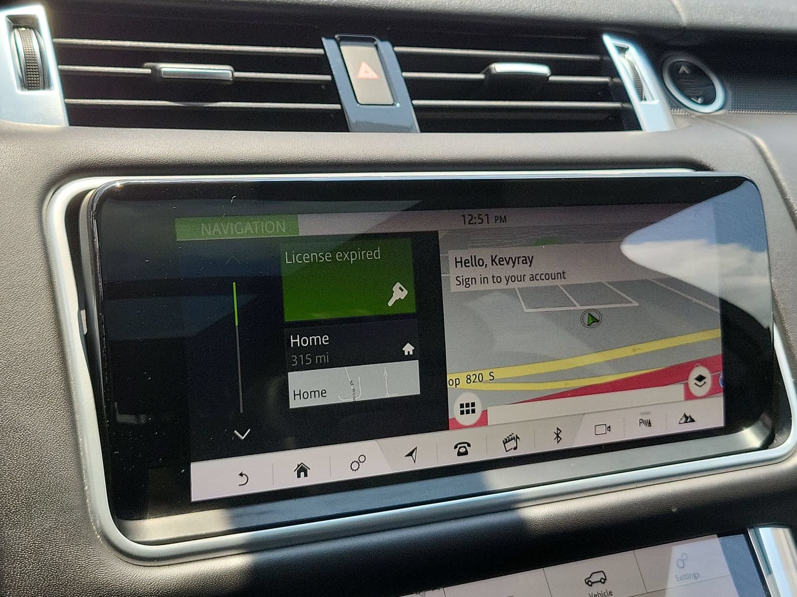 Used 2019 Land Rover Range Rover Sport HST AWD/4WD image 14