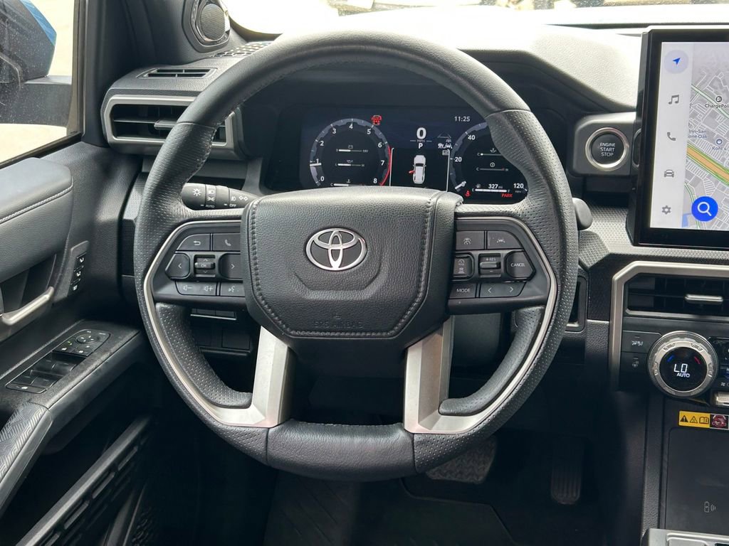 Used 2025 Toyota 4Runner Limited AWD/4WD image 44