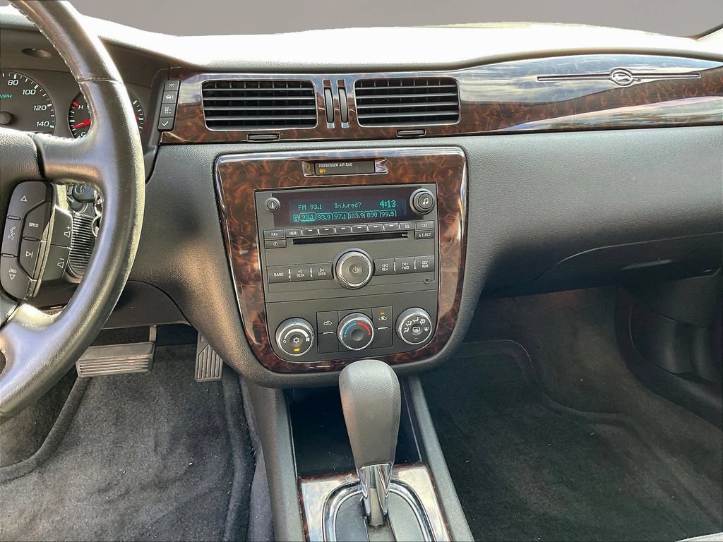 Used 2012 Chevrolet Impala LS FWD image 9