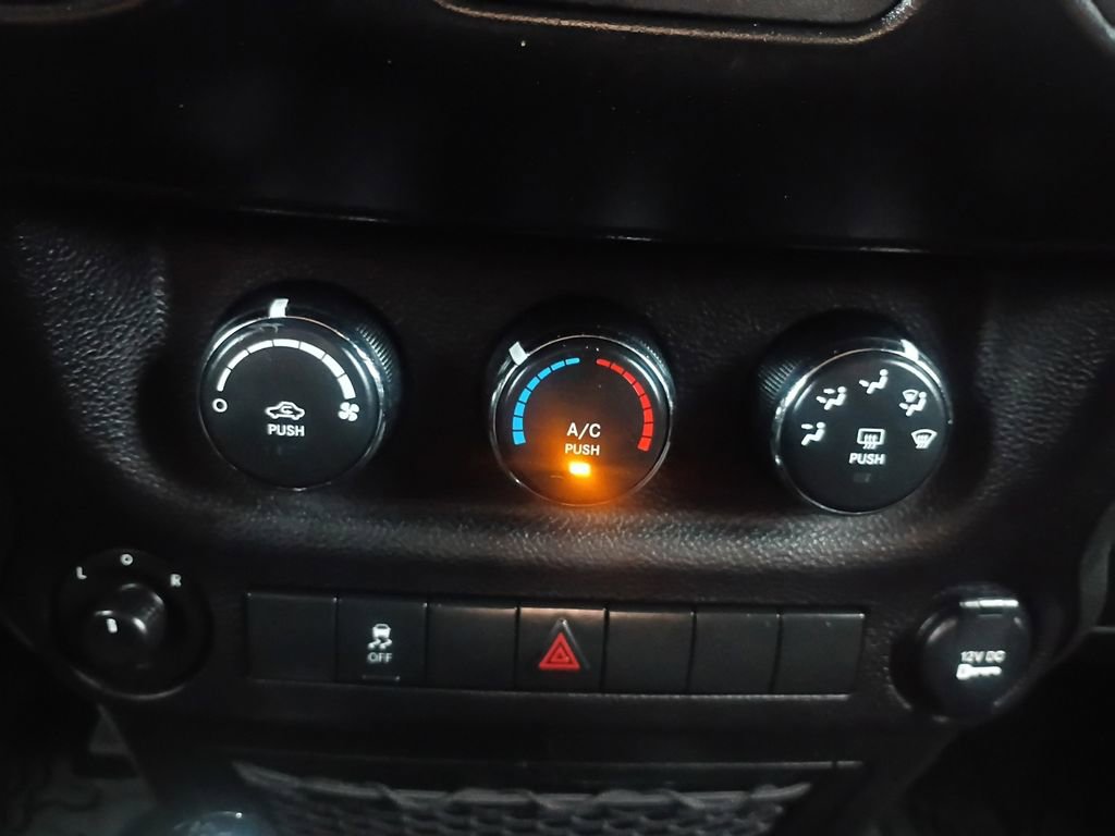 Used 2017 Jeep Wrangler Unlimited Sport w/ Quick Order Package 23S image 4