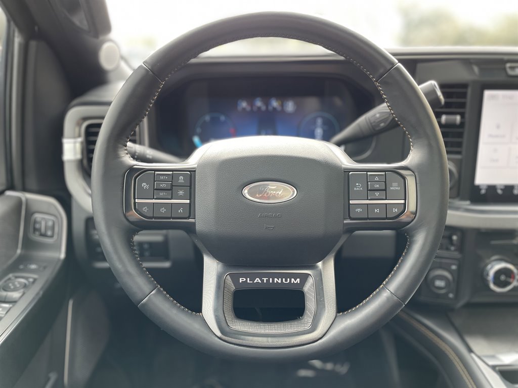 Used 2023 Ford F450 Platinum w/ FX4 Off-Road Package image 33