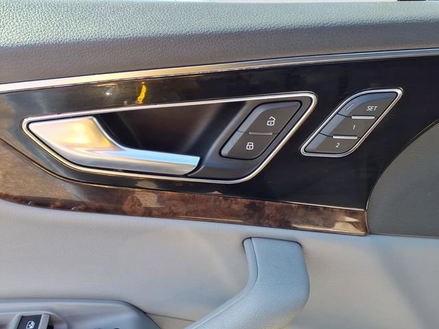 Used 2018 Audi Q7 3.0T Premium Plus w/ Premium Plus Package image 26