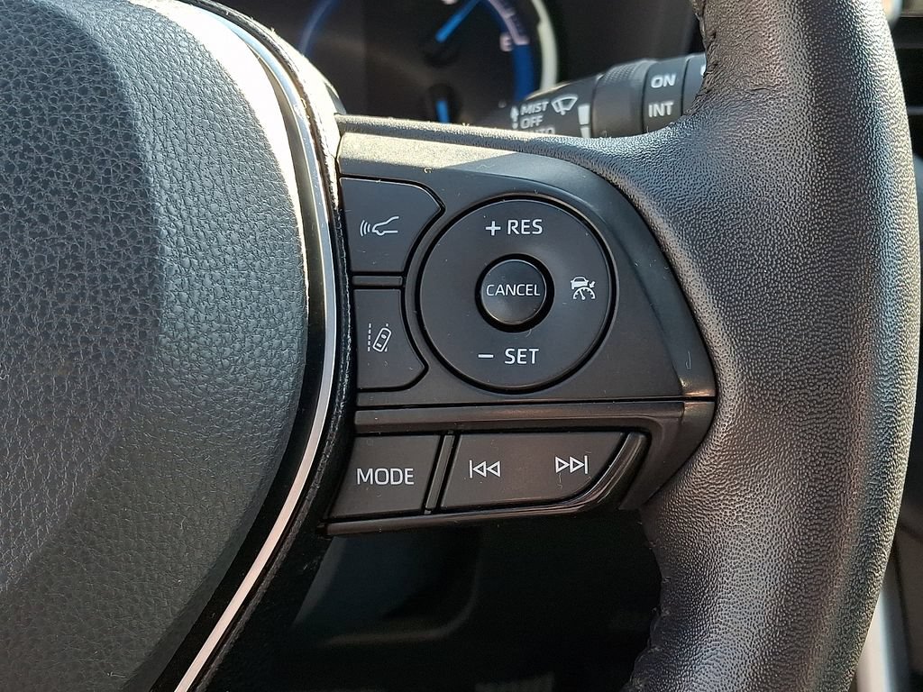 Certified 2021 Toyota RAV4 XSE AWD/4WD image 27