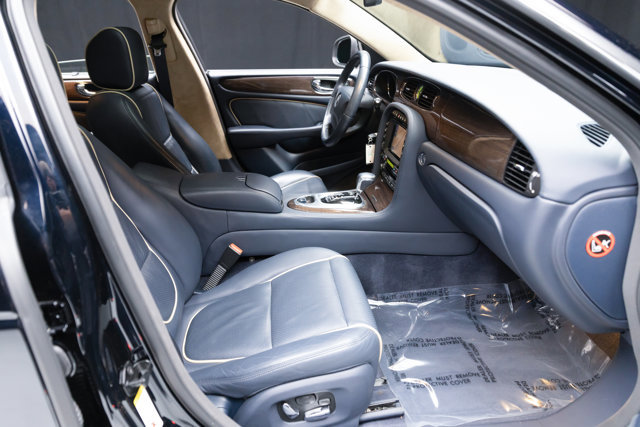 Used 2009 Jaguar XJ Vanden Plas Super V8 Portfolio image 56
