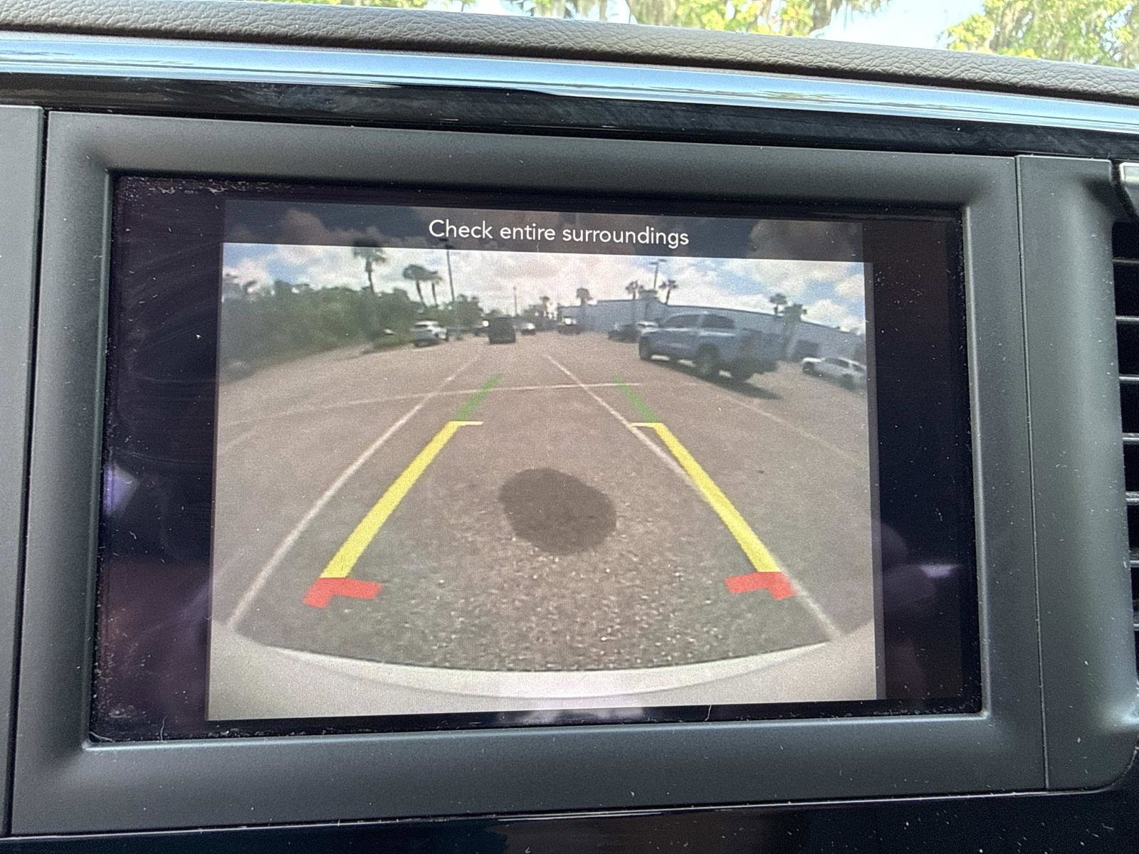 Used 2019 Chrysler Pacifica LX image 24