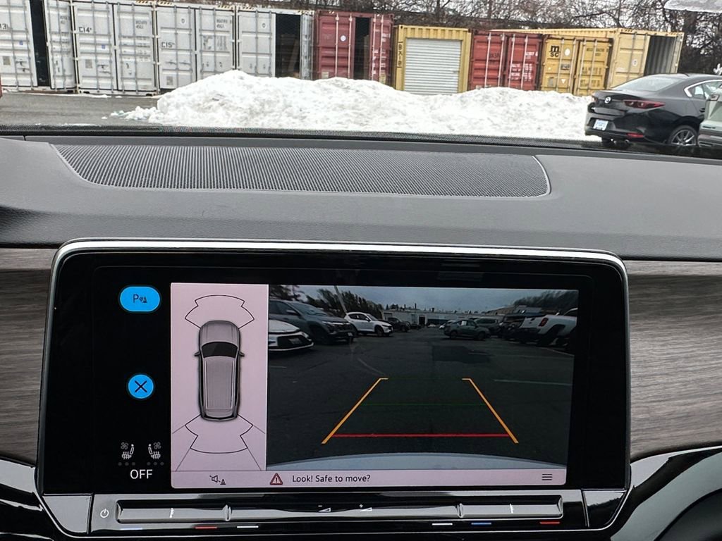 New 2026 Volkswagen Atlas SEL image 17