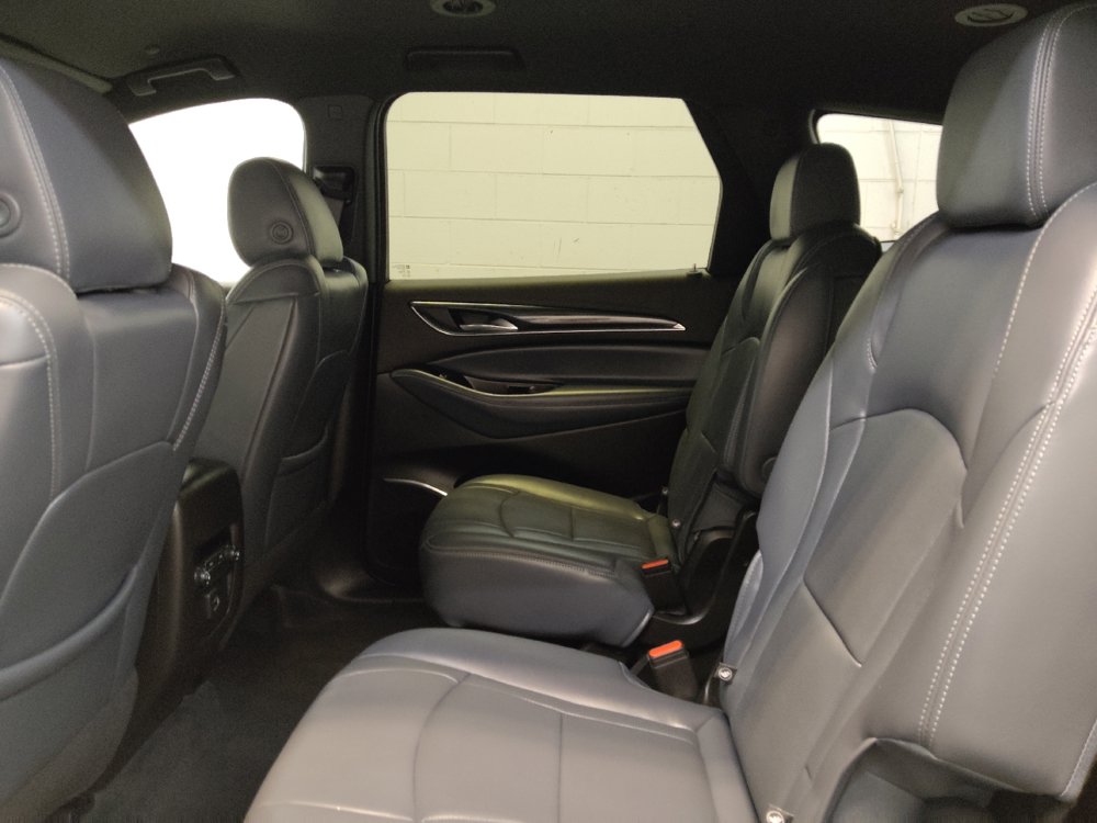 Used 2023 Buick Enclave Essence FWD image 18
