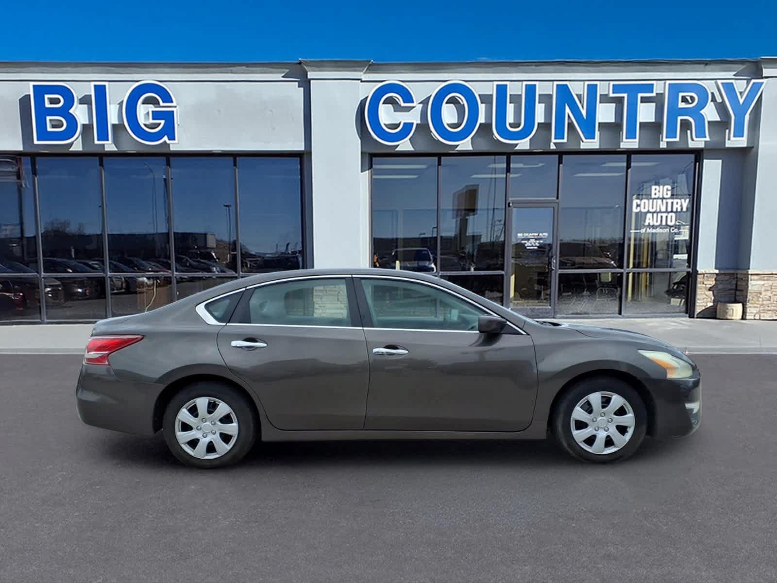 Used 2013 Nissan Altima 2.5 S FWD image 4