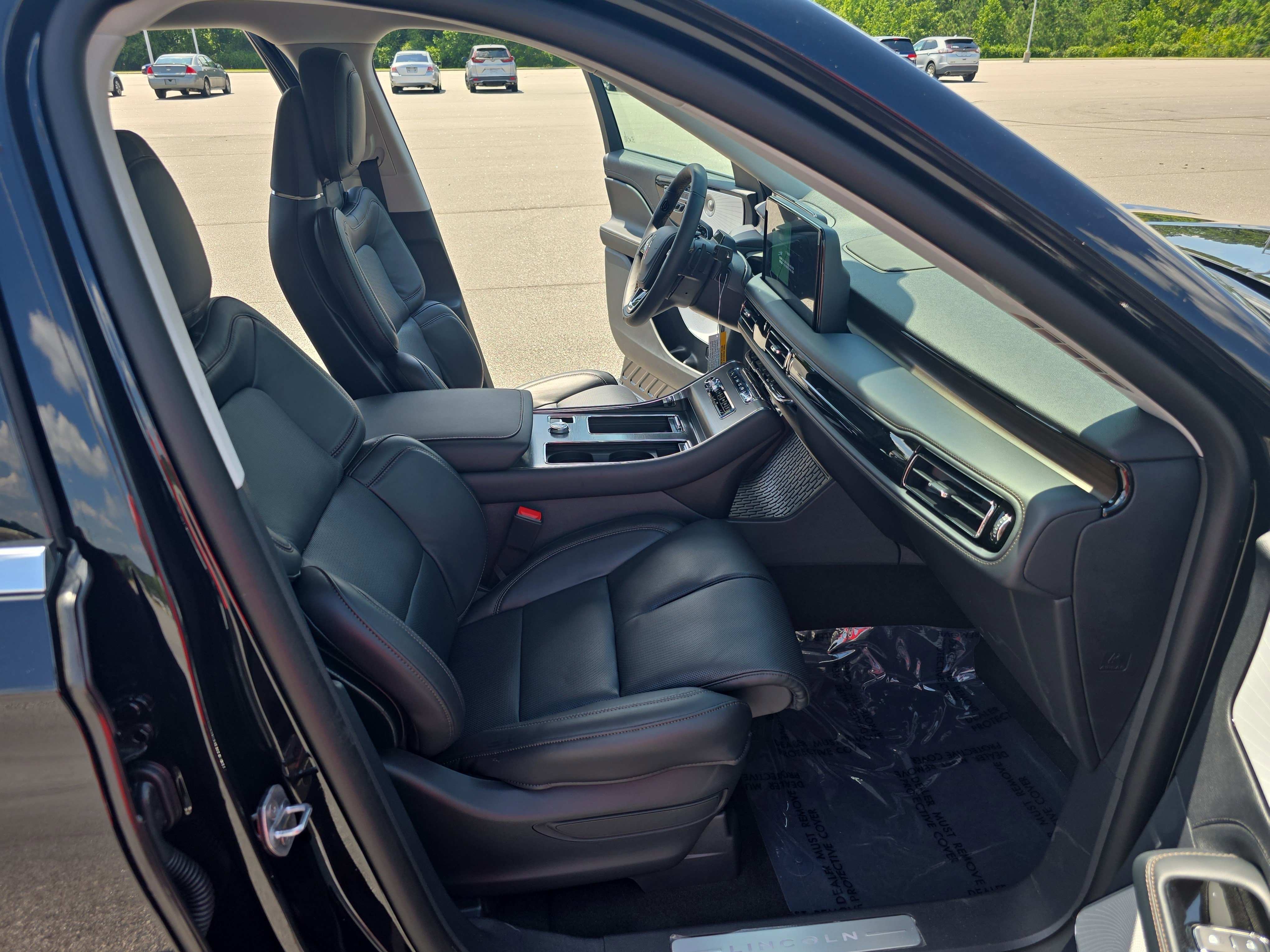 New 2025 Lincoln Aviator Reserve w/ Equipment Group 201A image 10