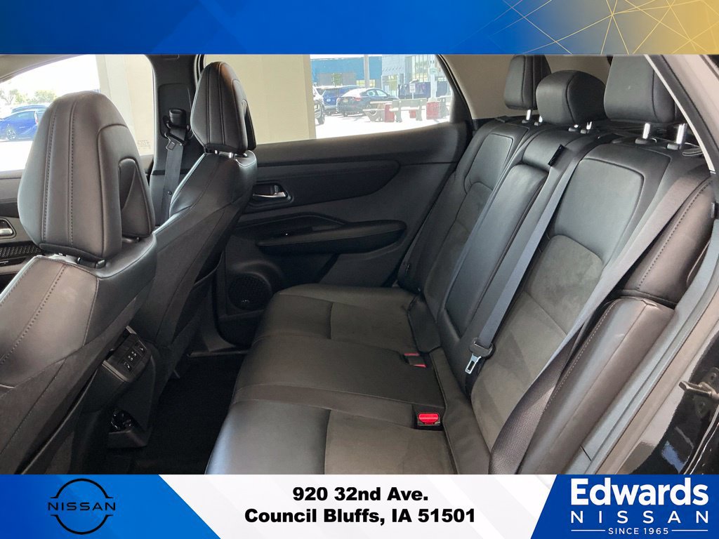 Used 2025 Nissan Ariya FWD image 10