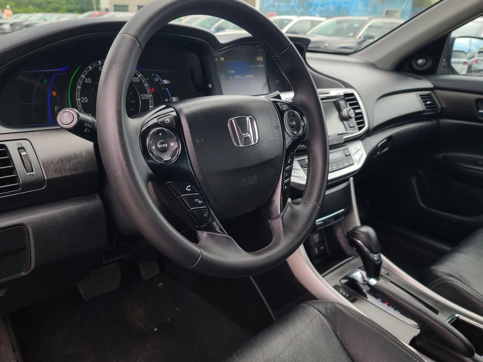 Used 2015 Honda Accord EX-L image 8