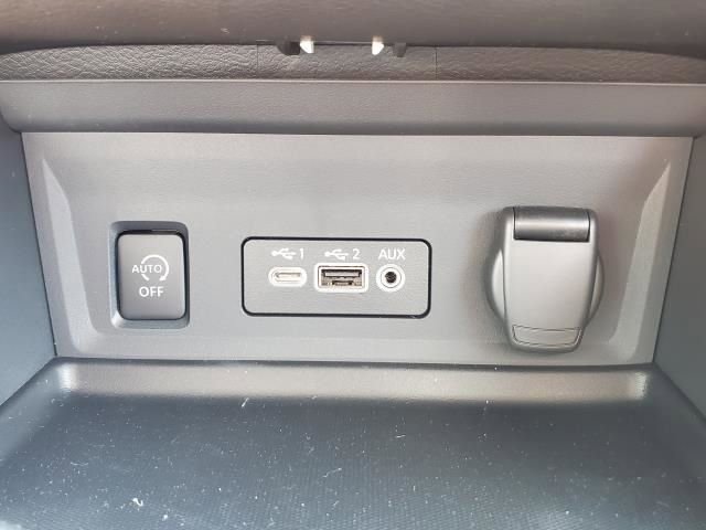 New 2025 Nissan Sentra SV w/ All-Weather Package image 25