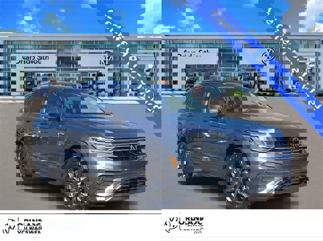 Certified 2023 Volkswagen Tiguan SE image 1