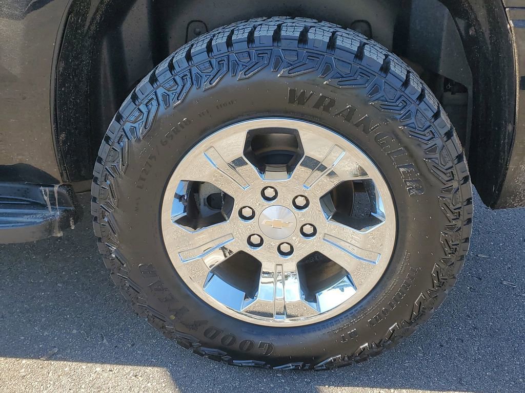 Used 2011 Chevrolet Tahoe LTZ image 5