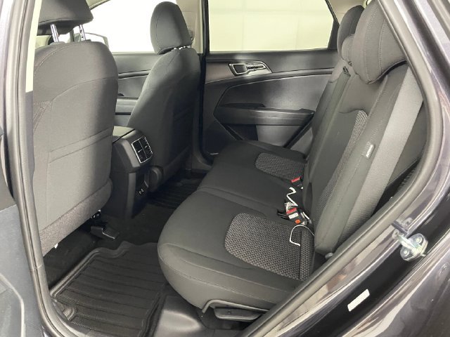 New 2026 Kia Sportage LX w/ LX Convenience Package AWD/4WD image 4