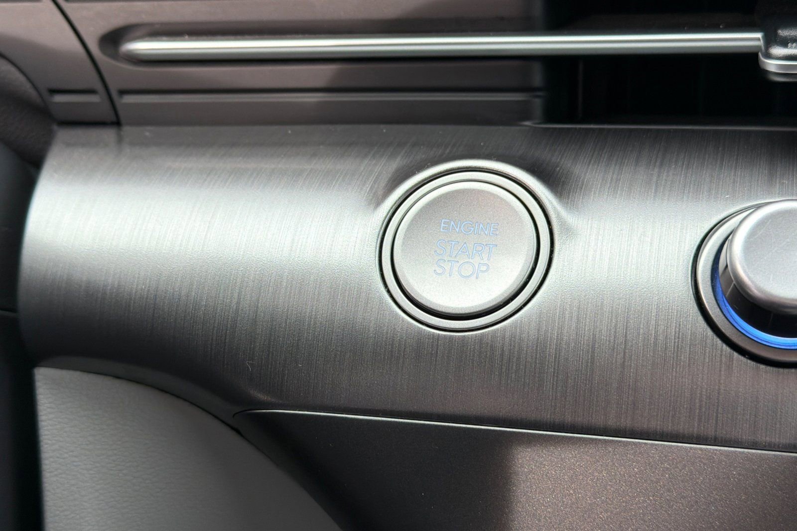 Used 2024 Hyundai Kona SEL image 34