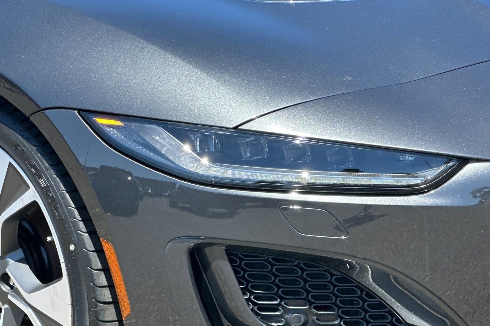 New 2024 Jaguar F-TYPE R-Dynamic RWD image 11