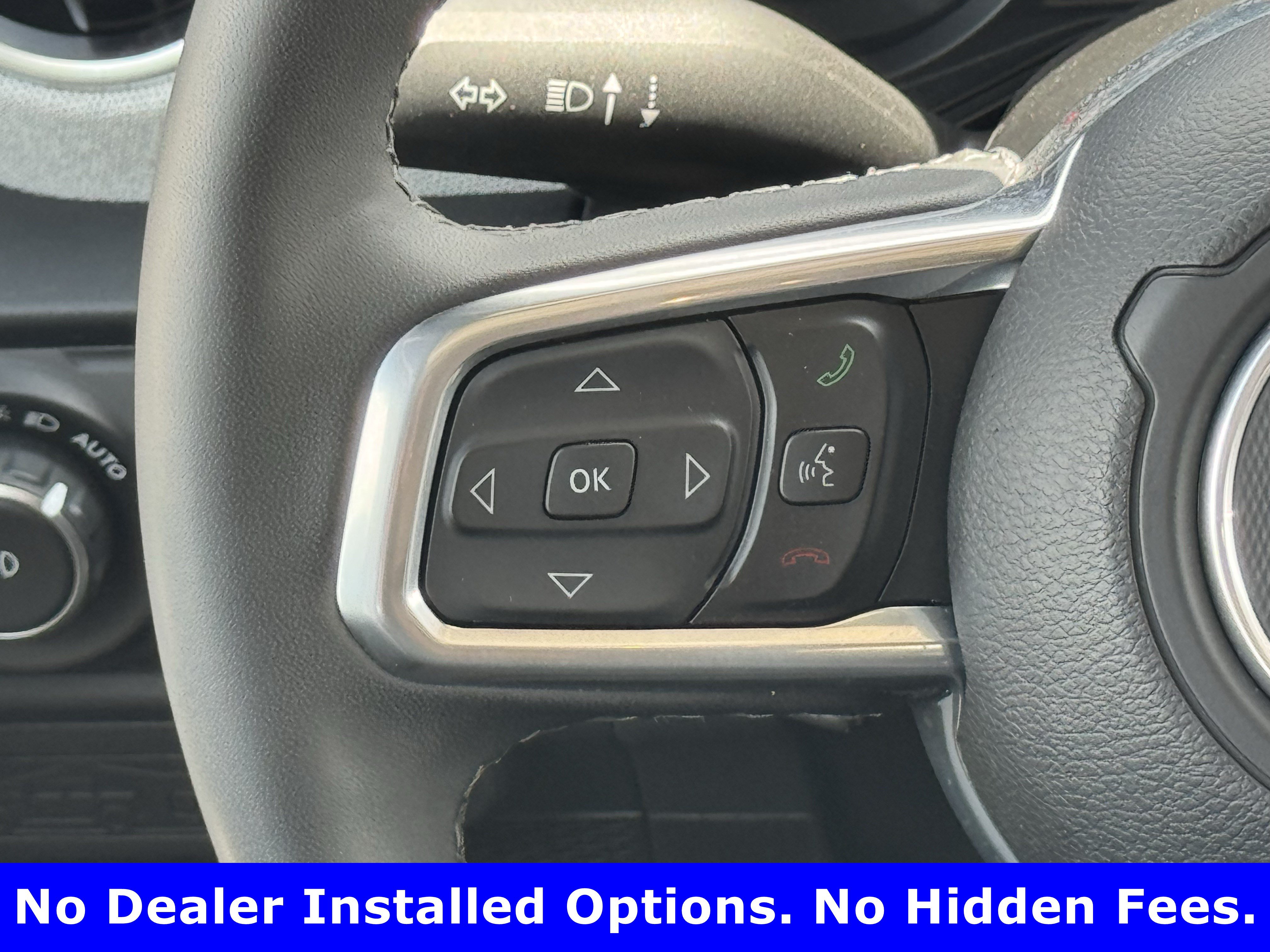 Used 2025 Jeep Wrangler Unlimited Sahara AWD/4WD image 14