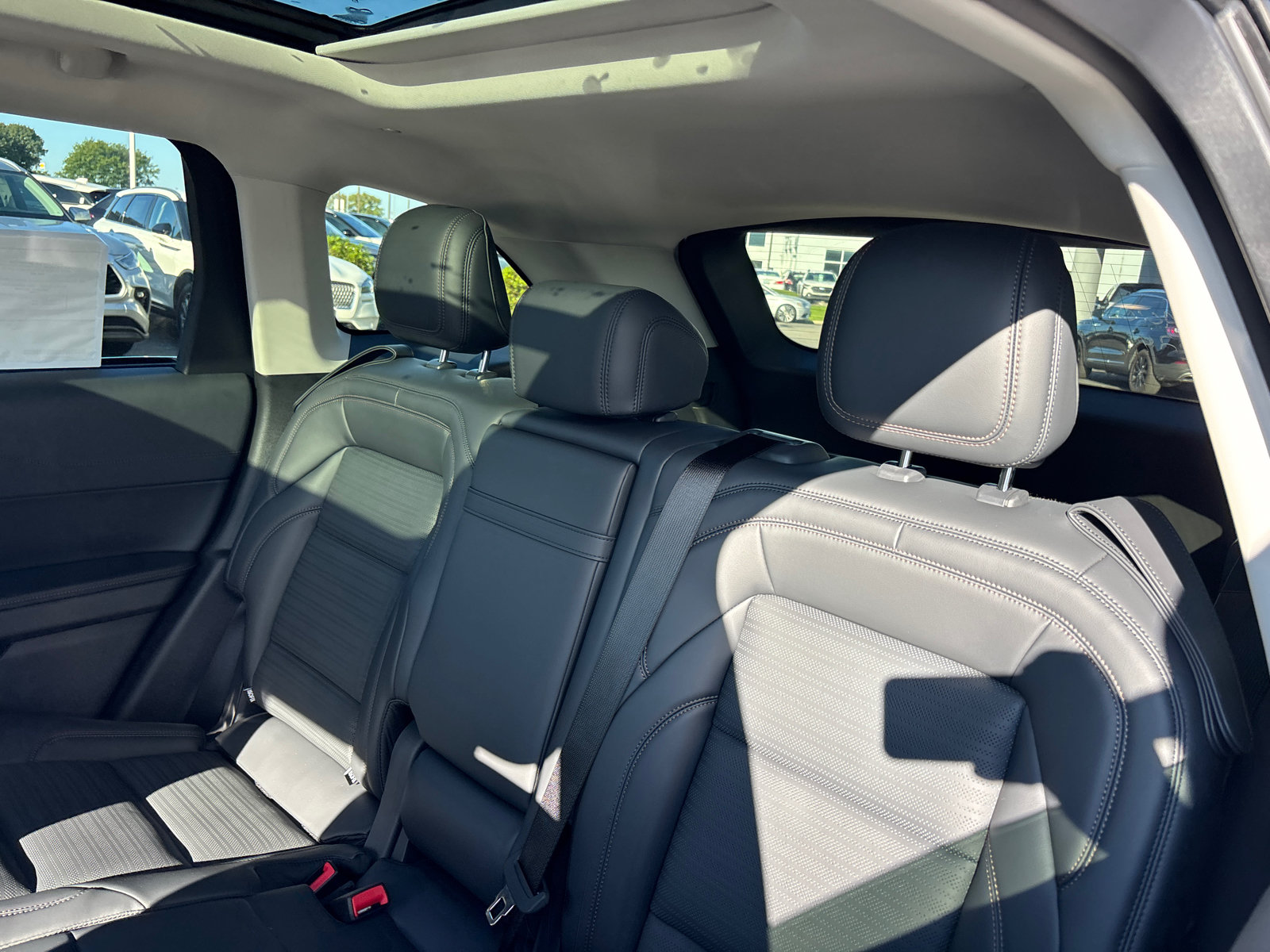 New 2026 Lincoln Nautilus Reserve w/ Jet Appearance Package AWD/4WD image 26