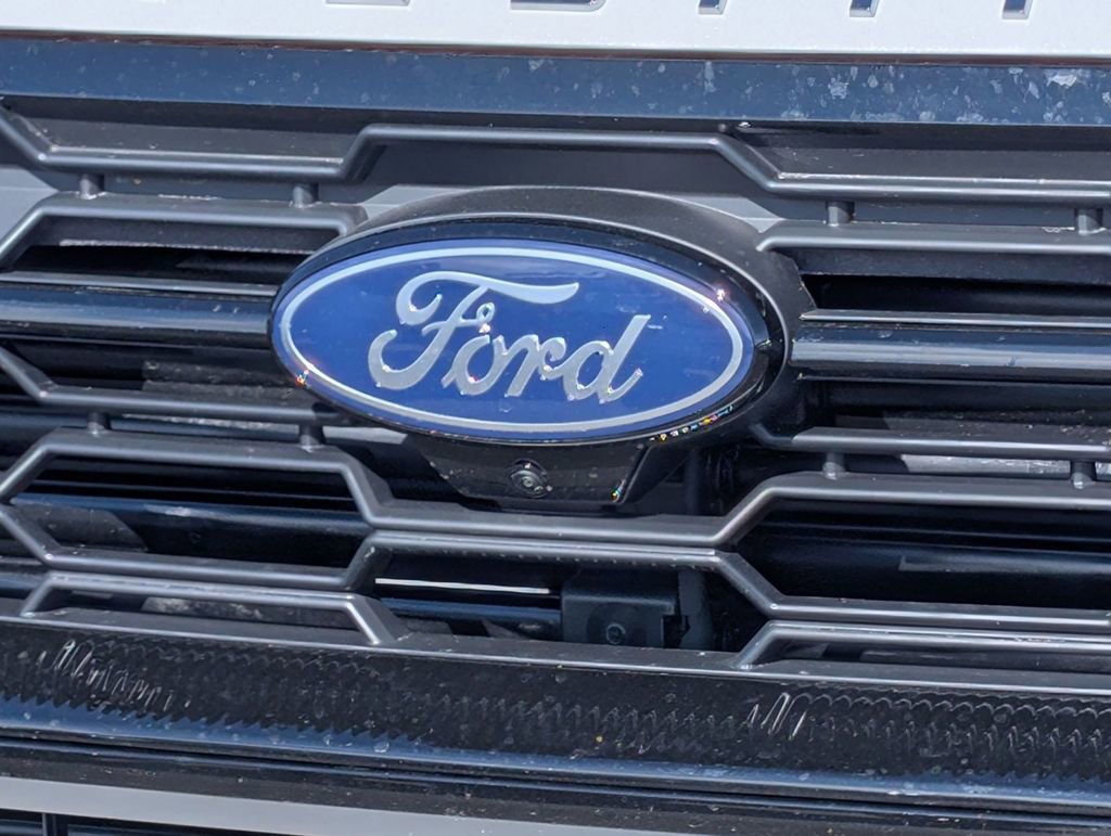 New 2026 Ford Expedition Active image 12