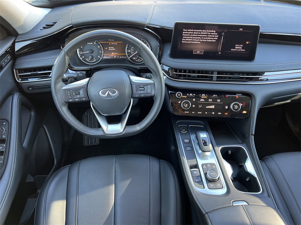 Certified 2025 INFINITI QX60 Pure image 19