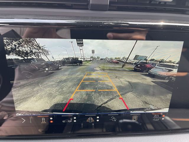 New 2026 GMC Sierra 2500 AT4 w/ AT4 Premium Plus Package AWD/4WD image 17