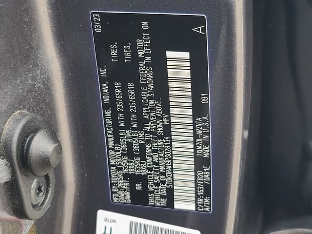 Used 2023 Toyota Highlander LE image 33