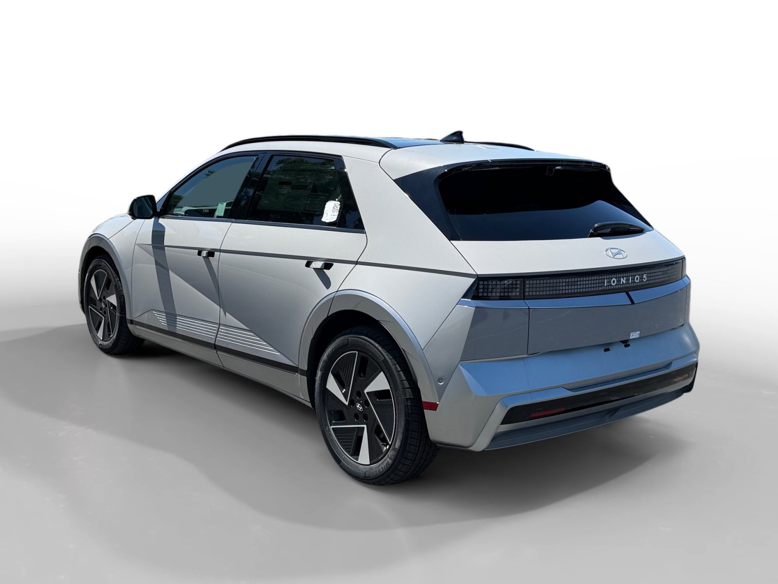 New 2026 Hyundai Ioniq 5 Limited RWD image 3