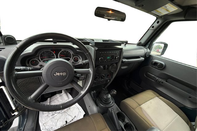 Used 2007 Jeep Wrangler Sahara w/ Dual Top Group AWD/4WD image 21