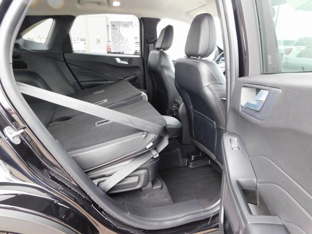 Used 2023 Ford Escape Platinum image 27