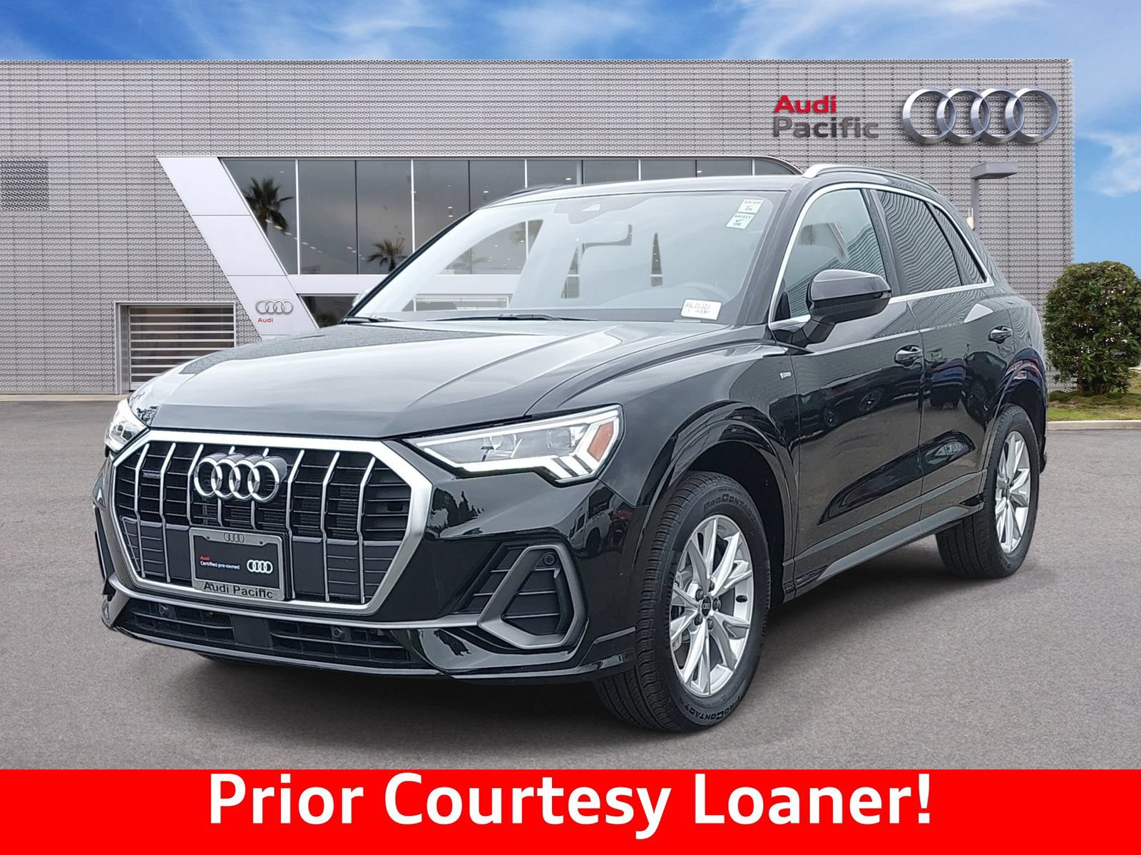 Certified 2025 Audi Q3 2.0T Premium w/ Convenience Package