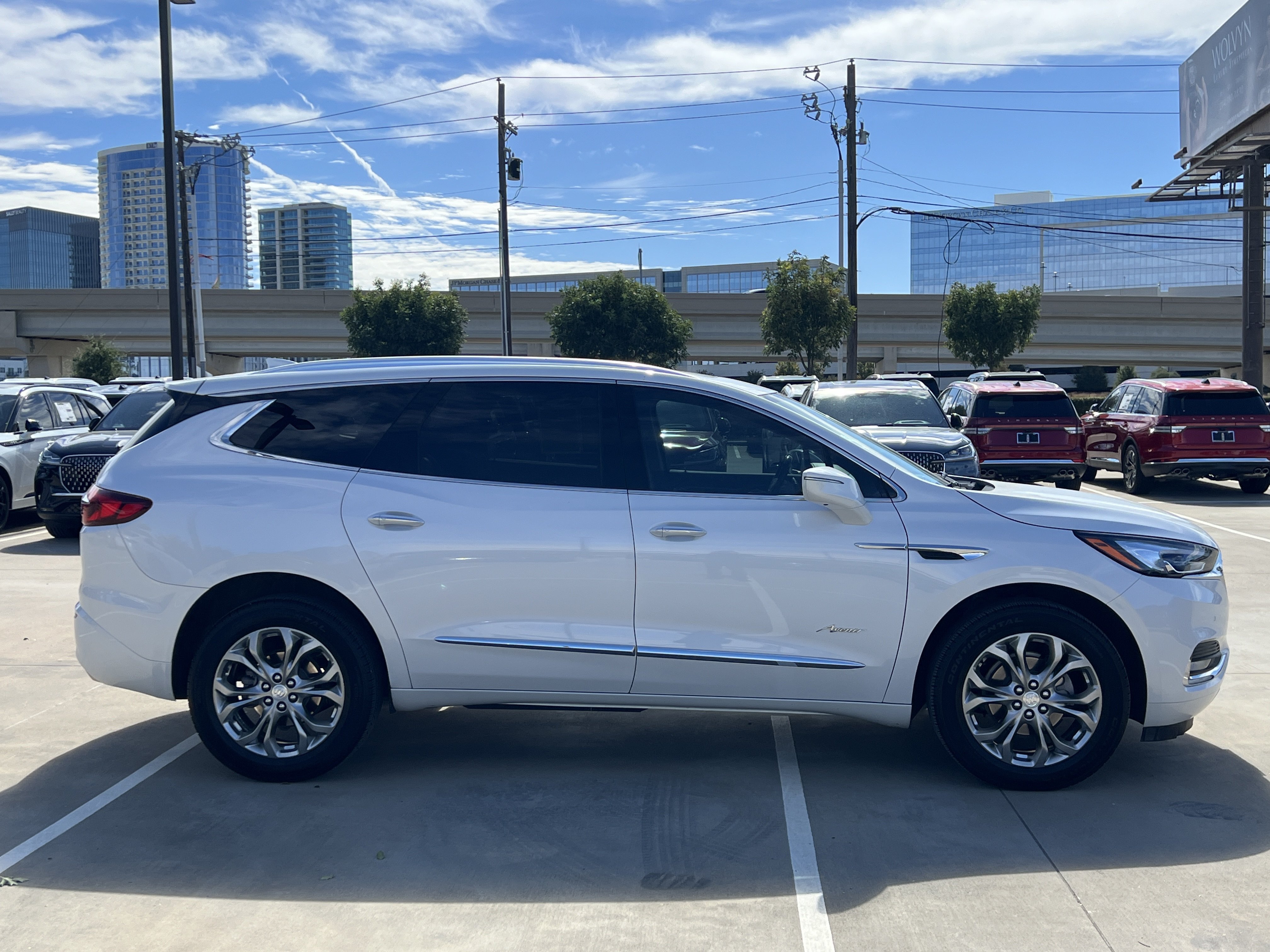 Used 2020 Buick Enclave Avenir FWD image 10