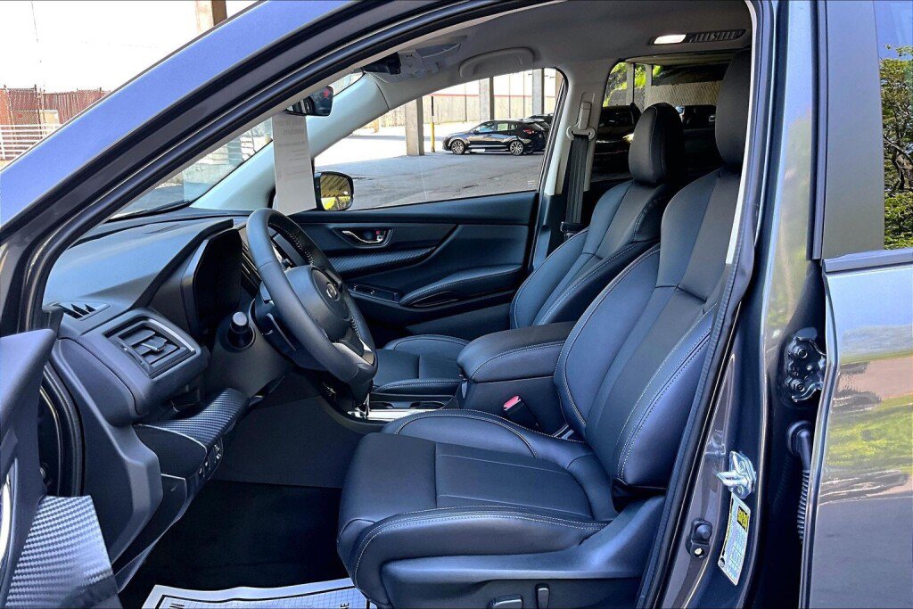 Certified 2026 Subaru Ascent Premium AWD/4WD image 14