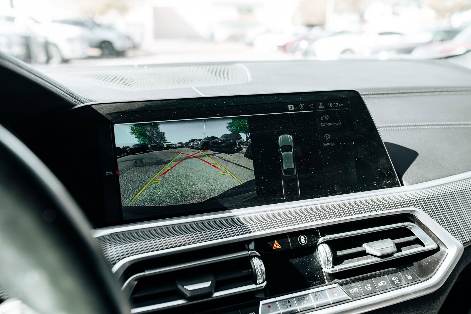 Used 2022 BMW X6 xDrive40i w/ M Sport Package image 32