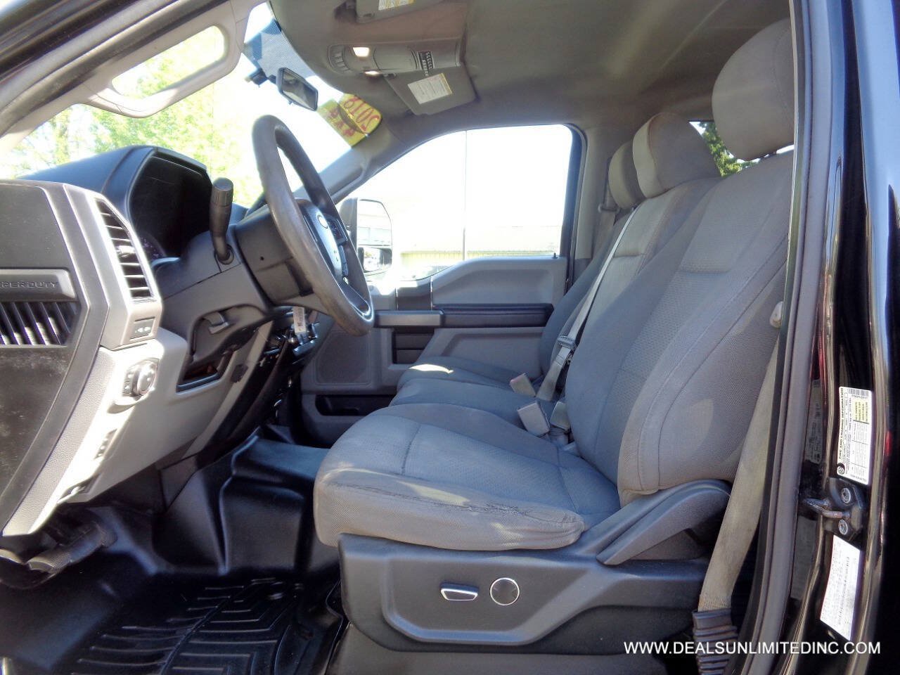 Used 2018 Ford F350 XLT w/ XLT Value Package AWD/4WD image 9