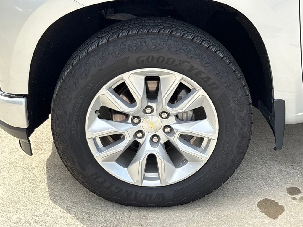 Used 2021 Chevrolet Silverado 1500 Custom image 11
