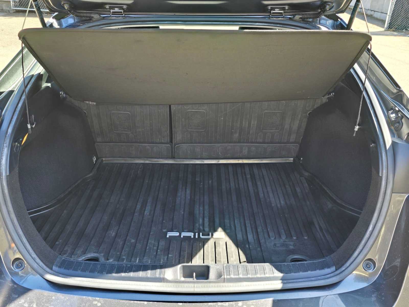 Used 2016 Toyota Prius Two FWD image 14
