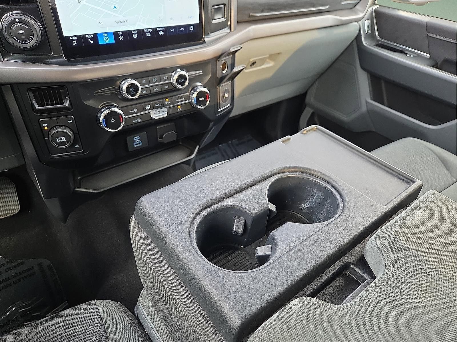 Used 2024 Ford F150 XLT image 25