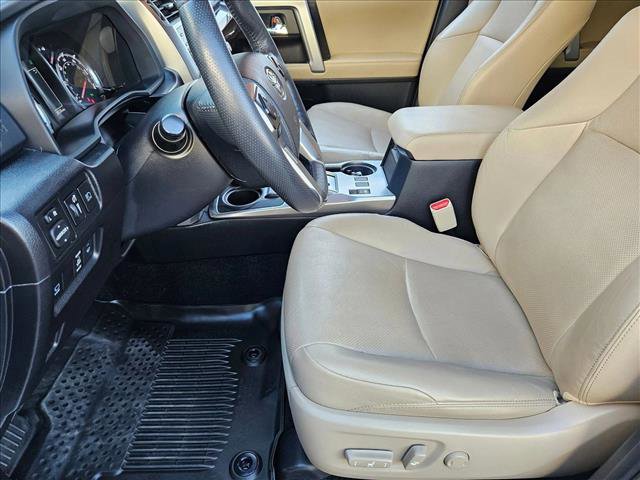 Used 2023 Toyota 4Runner Limited image 16