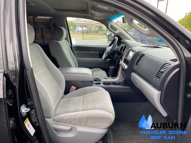 Used 2016 Toyota Sequoia SR5 image 14