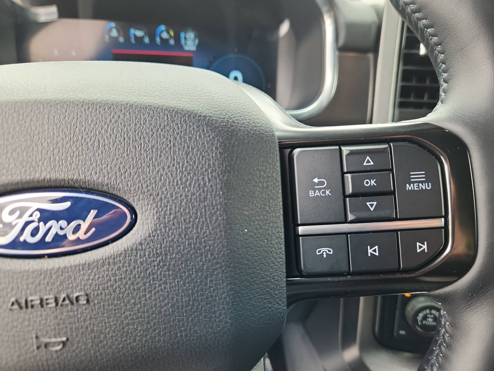 Used 2024 Ford F150 Platinum AWD/4WD image 21