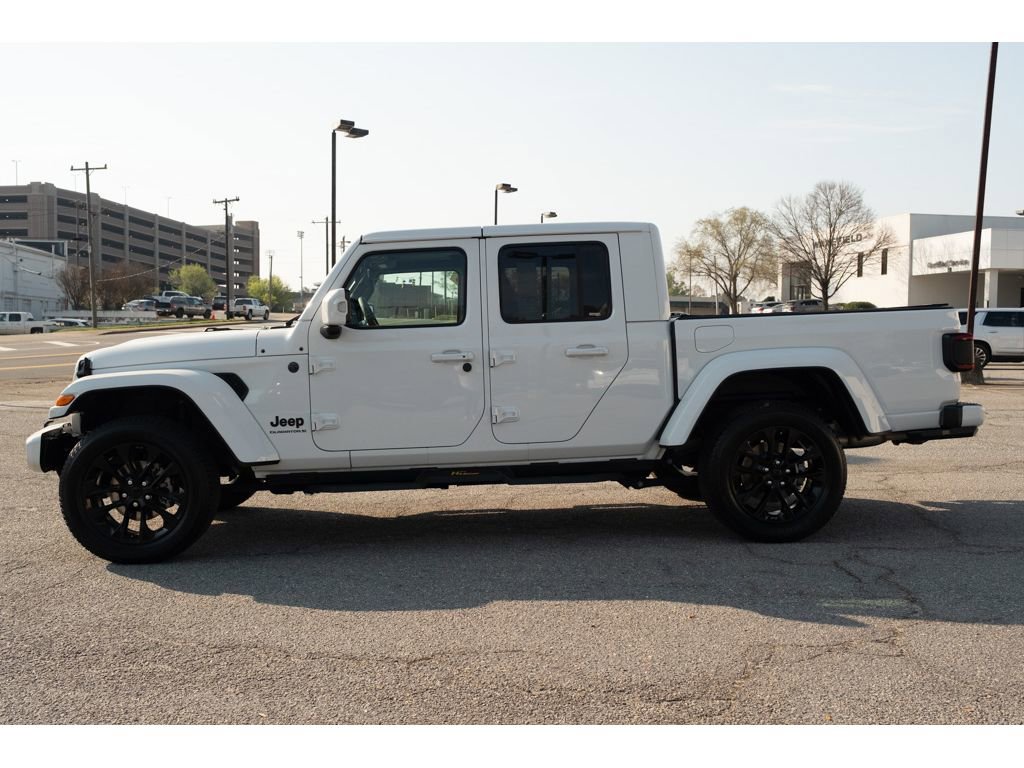 Used 2023 Jeep Gladiator Overland AWD/4WD image 5